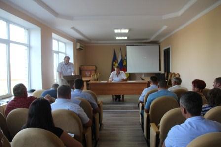 На планерном совещании обсудили меры по улучшению электроэнергии и водоснабжения