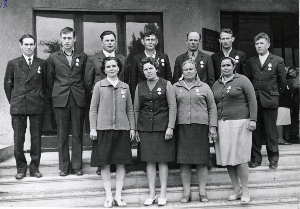 Труженики, награжденные орденом Трудовой Славы, 1975 год