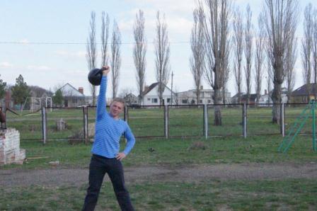 Тбилисские школьники приняли участие в сдаче норм ГТО