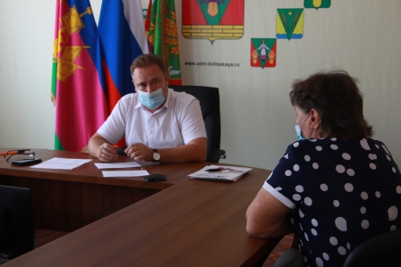 Глава Тбилисского района провел прием граждан