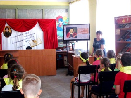 В библиотеке прошел цикл мероприятий под названием «Пока в России Пушкин длится, метелям не задуть свечу»