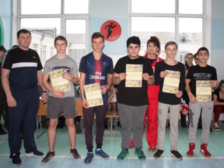 В пятой школе прошли соревнования «А ну-ка, парни»