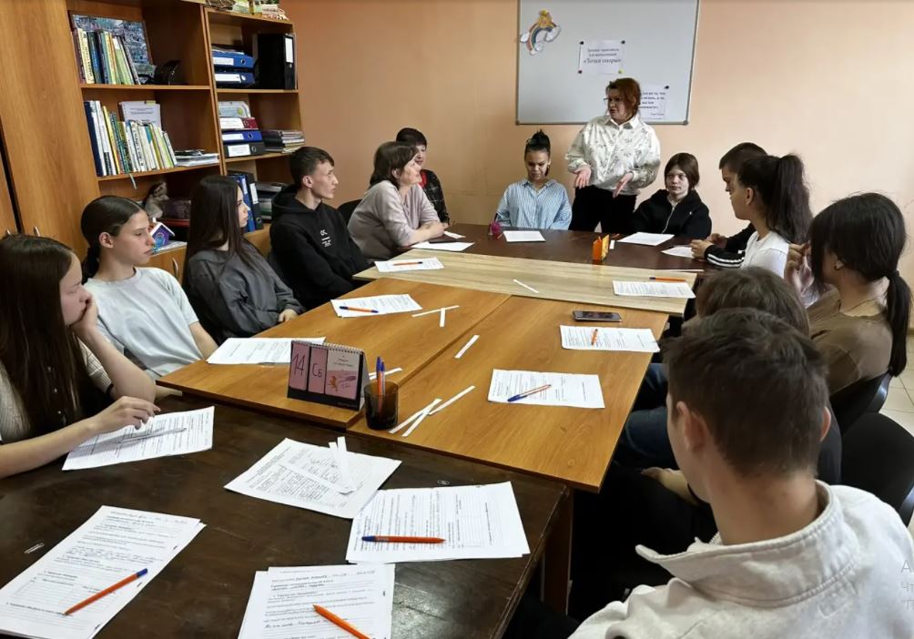 Провели тренинг для выпускников приемных семей