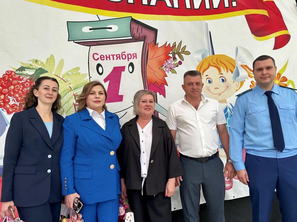 День Знаний отметили в школах Тбилисского района