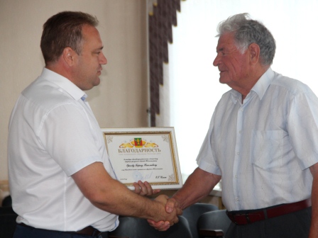 Глава района поздравил Общественную палату с 10-летним юбилеем