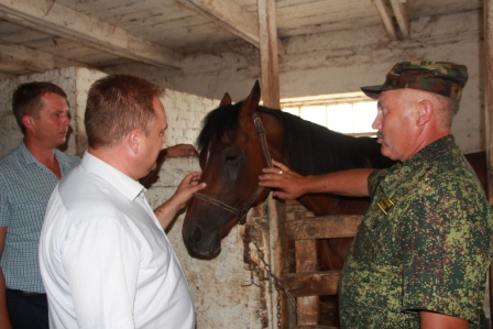 Глава района посетил хутор Марьинский