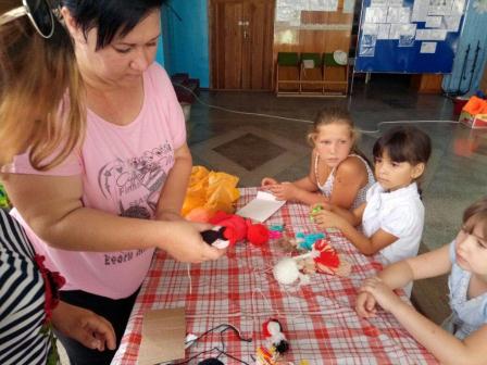 В Ловлинской для детей провели развлекательную программу