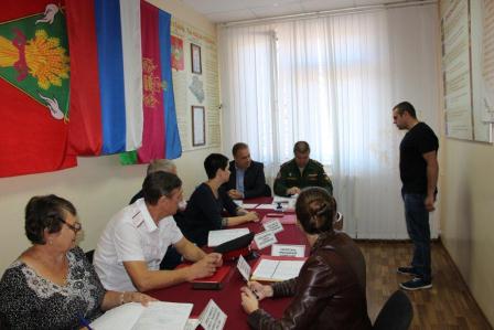 Глава Тбилисского района принял участие в работе призывной комиссии