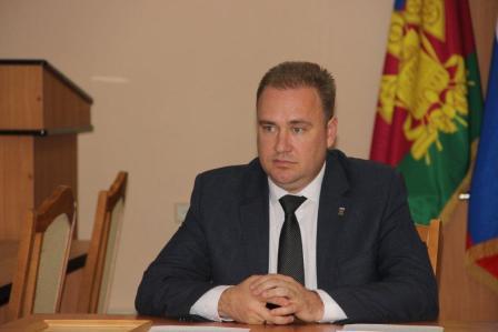 В Тбилисском районе стартует конкурс на лучшее новогоднее украшение предприятий