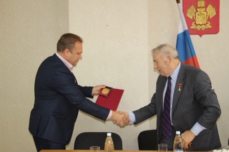 Тбилисскую посетил знаменитый земляк Михаил Шкабардня 