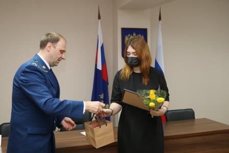 В Тбилисском районе наградили победителей конкурса «Работа прокурора глазами ребенка»