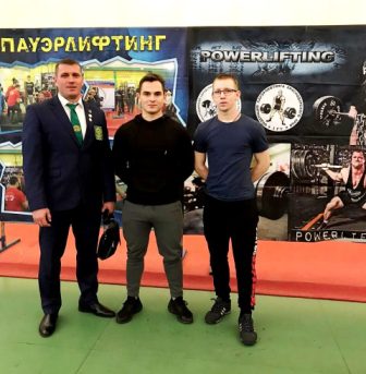 Тбилисские спортсмены завоевали награды в краевых соревнованиях по пауэрлифтингу