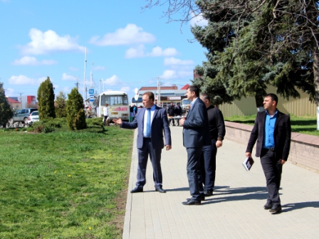 Евгений Ильин совершил объезд станицы Тбилисской