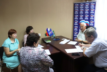 Депутат Госдумы провел прием граждан в Тбилисской