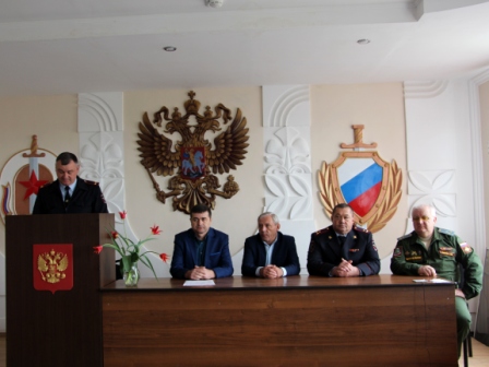 В Тбилисском районе поздравили ветеранов органов внутренних дел и внутренних войск