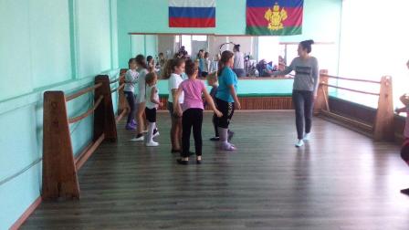 Весело и интересно проходят будни ловлинских школьников