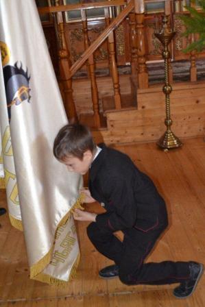 Учеников марьинской школы приняли в казачата