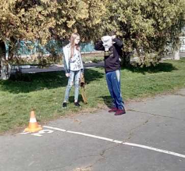 Ученики шестой школы проводят каникулы с пользой