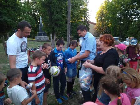 В Тбилисском районе заработали дворовые площадки