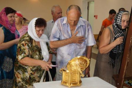 Мощи святой Матроны доставили в Тбилисский район