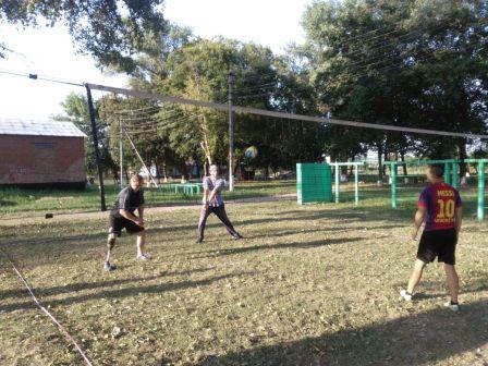 Спортивными соревнованиями в Ванновском поселении отметили День физкультурника