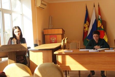 Заседание комиссии по делам несовершеннолетних и защите их прав