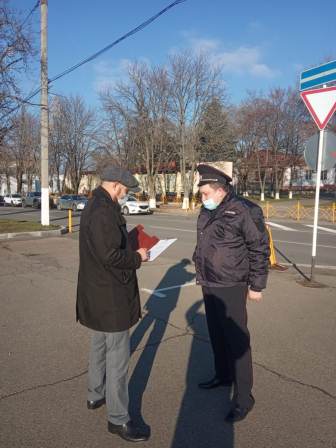 В Тбилисском районе продолжаются контрольные мероприятия за соблюдением ограничительных мер COVID-19