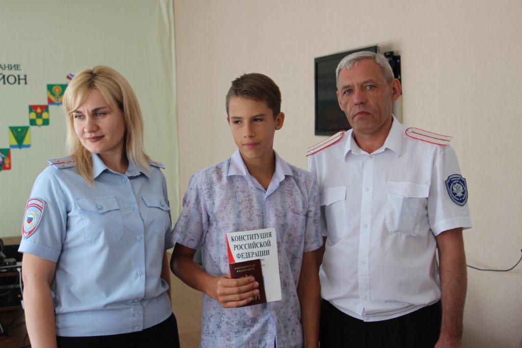 6 тбилисцев получили паспорта Российской Федерации