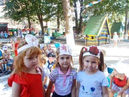 Воспитанникам детского сада «Светлячок» рассказали о растениях