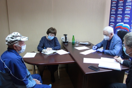 Депутат Госдумы Алексей Езубов встретился с тбилиссцами