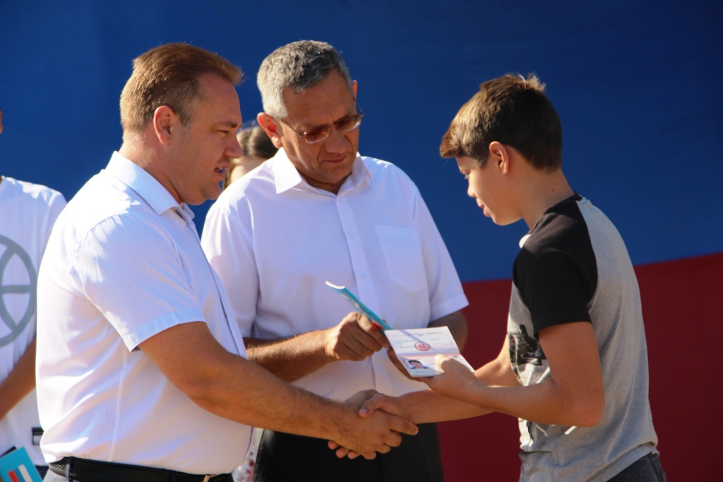 В Тбилисской состоялось торжественное вручение паспортов