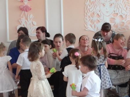 В детском саду «Колосок» прошли утренники, посвященные Международному женскому дню