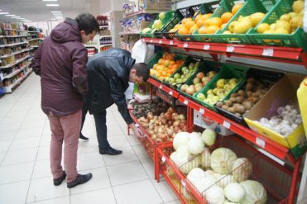 В Тбилисском районе проверяют цены на продукты