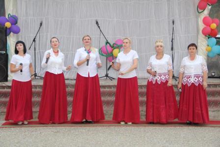 В Октябрьском отметили День поселка