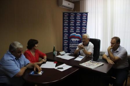 Депутат Госдумы РФ Алексей Езубов в Тбилисском районе 