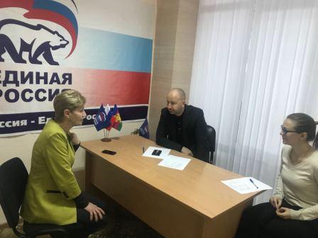 Депутат ЗСК Петр Савельев провел прием граждан в Тбилисском районе