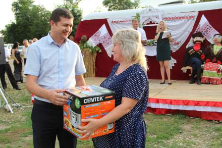 В Тбилисском поселении отметили День поселка Мирного