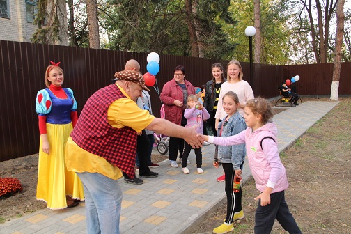 В Тбилисском районе благоустроили сквер