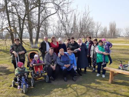 Поздравление старейших жителей поселения 