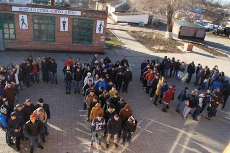 В Тбилисском районе развивают студенческое трудовое движение