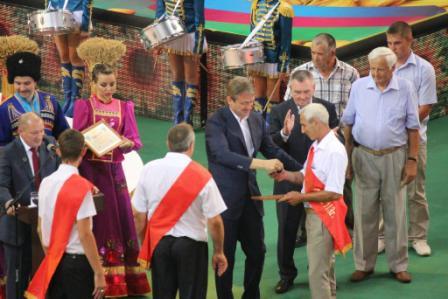 Праздник урожая-2013 в Баскет-холле