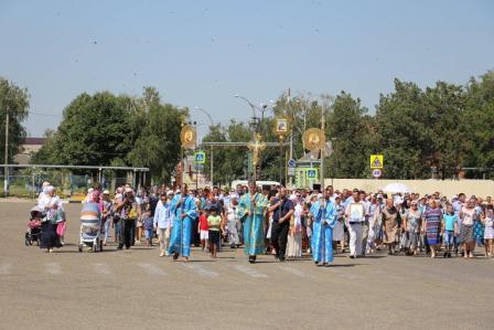 В День святых Петра и Февронии состоялся крестный ход 