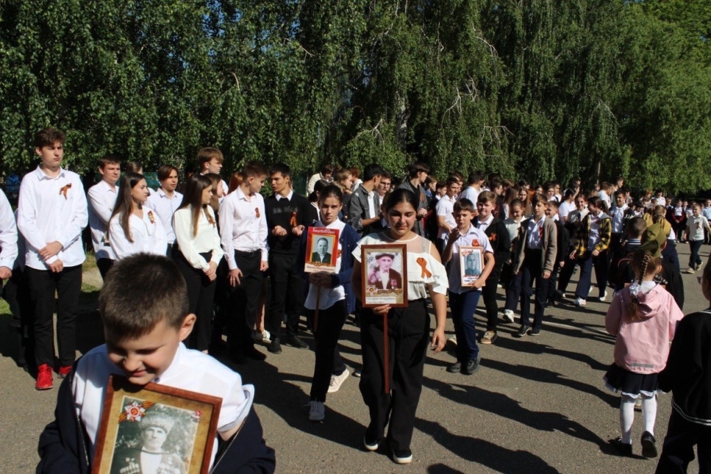 Во всех общеобразовательных учреждениях Тбилисского района проходит Всероссийская акция «Бессмертный полк»
