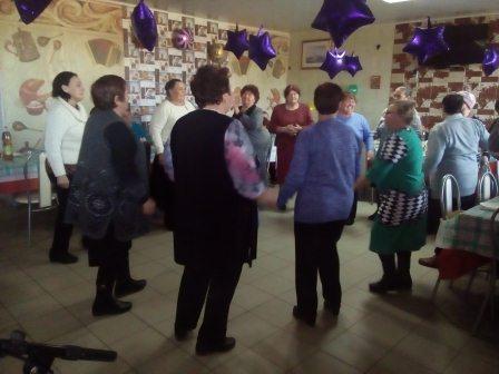 В Ловлинской для пожилых жителей устроили праздник