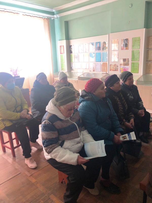 Для жителей Ловлинской провели лекцию по повышению правовой и финансовой грамотности