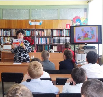 Школа безопасности в Тбилисской Центральной детской библиотеке 