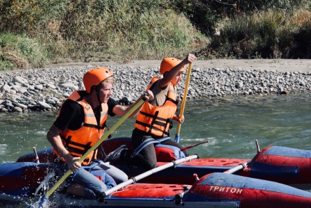 Тбилисская молодежь приняла участие в фестивале водных видов спорта