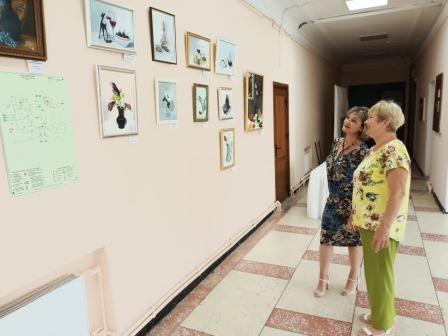 В станице Тбилисской открылась выставка изобразительного искусства «С любовью к жизни»