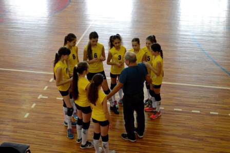 Тбилисские спортсменки отправятся на финал краевого Первенства по волейболу