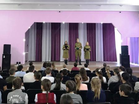 Тбилисские волонтеры провели патриотическую акцию, посвященную 75-летию освобождения Ленинграда от фашистской блокады